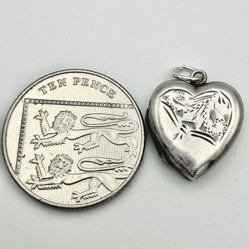 Vintage 925 Sterling Silver Heart Locket Charm CA21-12