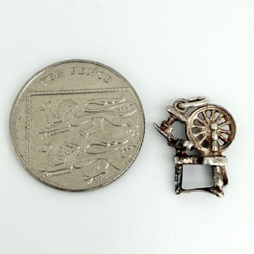 Vintage 925 Sterling Silver Spinning Wheel Charm CA28-17