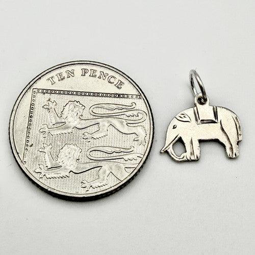 Vintage 925 Sterling Silver Elephant Charm CA20-45