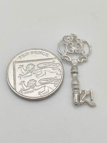 Vintage 925 Sterling Silver 21 Key Charm CA18-79