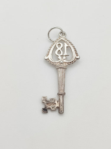 Vintage 925 Sterling Silver 18 Key Charm CA16-4