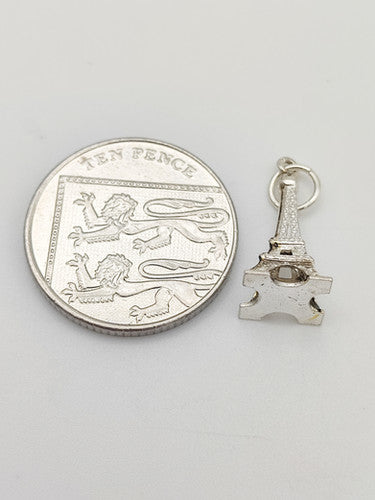 Vintage 925 Sterling Silver Eiffel Tower Charm CA18-33