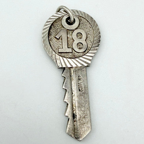 Vintage 925 Sterling Silver 18 Key Charm CA28-21